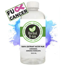 Charger l&#39;image dans la galerie, L&#39;image montre une bouteille d&#39;eau transparente avec une étiquette &quot;Herbal D-tox&quot;. L&#39;étiquette met en avant le caractère 100 % naturel du produit, il pourrait s&#39;agir d&#39;une eau infusée ou enrichie avec des ingrédients naturels. La bouteille est placée sur un fond coloré avec des éclaboussures de peinture bleue et violette, donnant une impression de fraîcheur et de vitalité. L&#39;étiquette est similaire à celle des autres produits de la gamme &quot;Herbal D-tox&quot;, indiquant qu&#39;elle fait partie de la même 